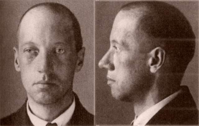 3 августа 1921 года был арестован по подозрению в участии в заговоре "Петроградской боевой организации В.Н.Таганцева". Несколько дней товарищи пытались выручить друга, но не смотря на это, вскоре поэт был расстрелян.