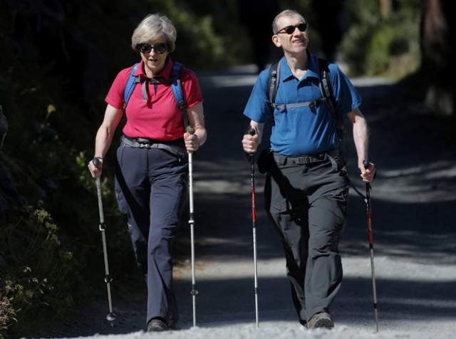 Тереза Мэй, премьер-министр Великобритании (61 год). В 56 лет лидер консервативной партии узнала, что у нее сахарный диабет первого типа, но она не стала жаловаться на судьбу, а решила бороться. 