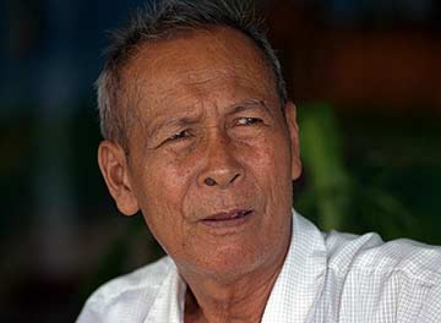 21 июля 2006 года умер последний командир "красных кхмеров" Та Мок. О новом руководстве движения ничего не известно.