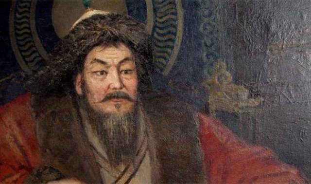 Ошибка персов Персы вернули Чингисхану только голову его посла, чем навлекли на себя гнев Монголии. Чингисхан жестоко мстил за своих приближенных. После случившегося, Чингиз пришел в ярость и уничтожил 90% их народа. 