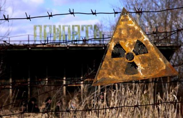 Чернобыльская катастрофа  26 апреля 1986 года на атомной электростанции проводилось испытание, в ходе которого системы безопасности были намерено отключены. 