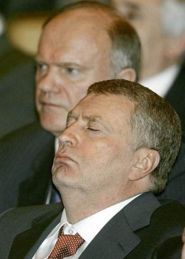 Заместитель председателя Госдумы Владимир Жириновский Жириновский (справа) на торжественном заседании, посвященном 10-летию работы парламента 2004 год. 