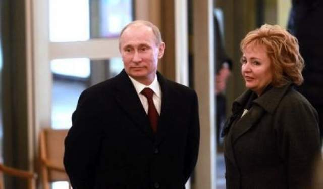 Президент РФ с супругой в 2013 году незадолго до развода. 