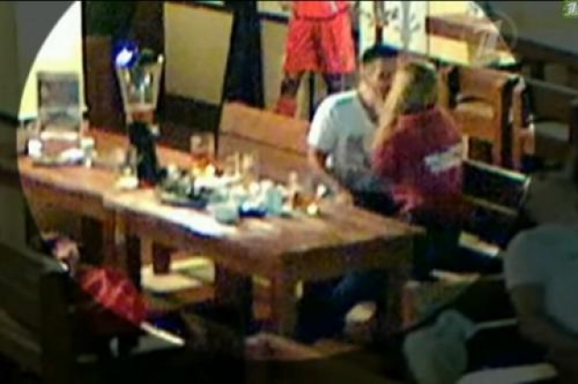 Следствием было установлено, что 30 августа 2014 года молодые люди познакомились в кафе. Выпивший актер склонял девушку к близости.