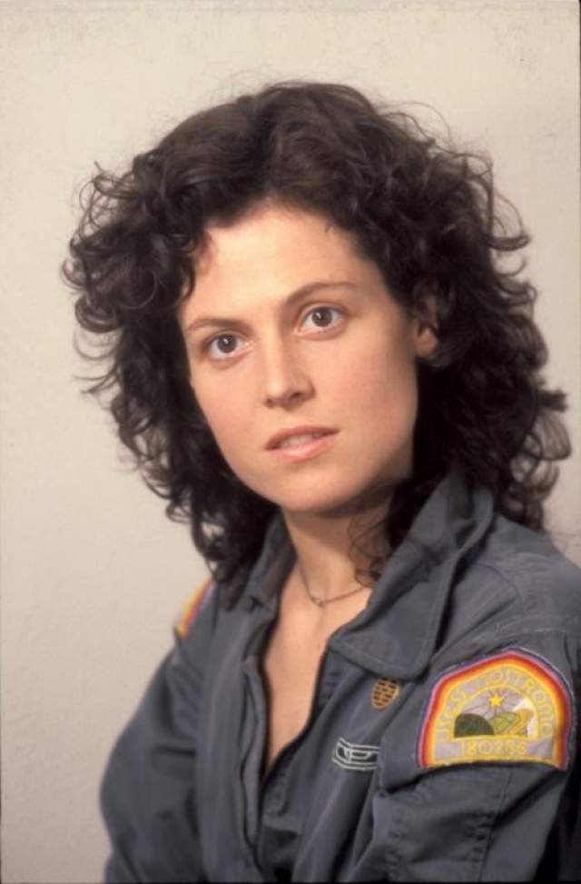 Сигурни Уивер избавилась от волос в третьей серии фильма "Чужой" в 1992 году.