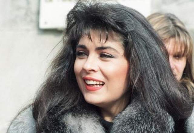 Виктория Руффо Первый ролик с участием иностранной кинозвезды на российском телевидении вышел в 1993 году. 