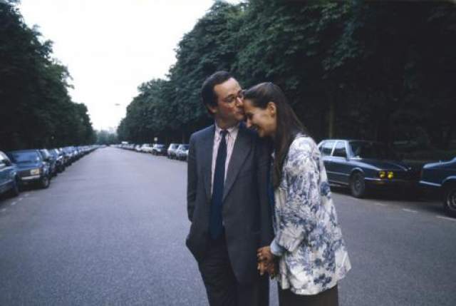 Француа Оланд Президент Франции никогда не заключал официальных браков. С Сеголен Руаяль он прожил двадцать восемь лет. Их брак был гражданским. 