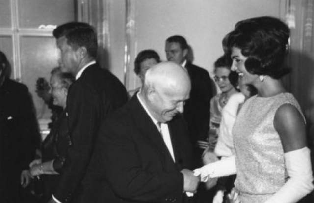 Никита Хрущев и Жаклин Кеннеди. Вена, Автор: Савин Михаил, 1962 год