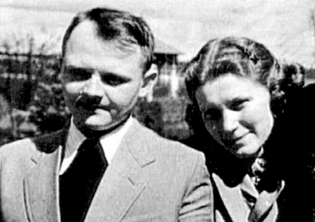 Через три года Светлана вновь вышла замуж, за Юрия Жданова. В 1950 году у них родилась дочь Екатерина.