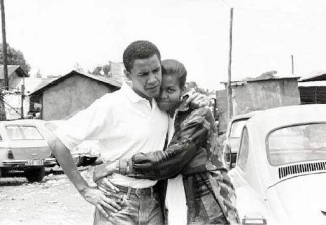 Барак и Мишель Обама Поженились в 1992 году. 44-го президента США Барака Обаму и его супругу Мишель свела работа в одной юридической компании в начале 1980-х.