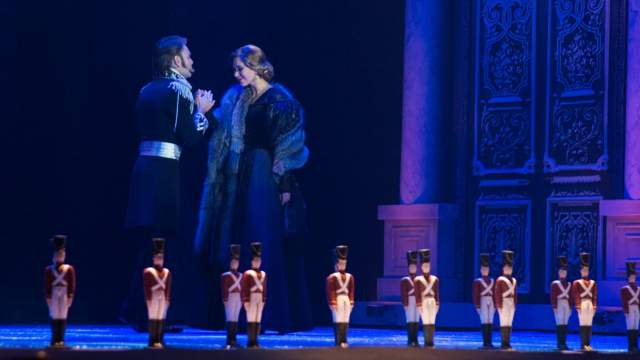 В 2003 году опера вошла в книгу рекордов Гиннесса как мюзикл, максимальное количество раз сыгранный одним коллективом (на момент регистрации рекорда спектакль исполнялся 2350-й раз).