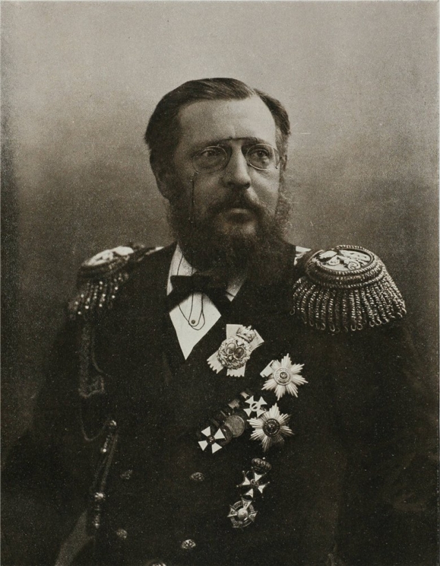 Инициативу о продаже Аляски США высказал брат императора, великий князь Константин Николаевич Романов, возглавлявший Морской штаб России.